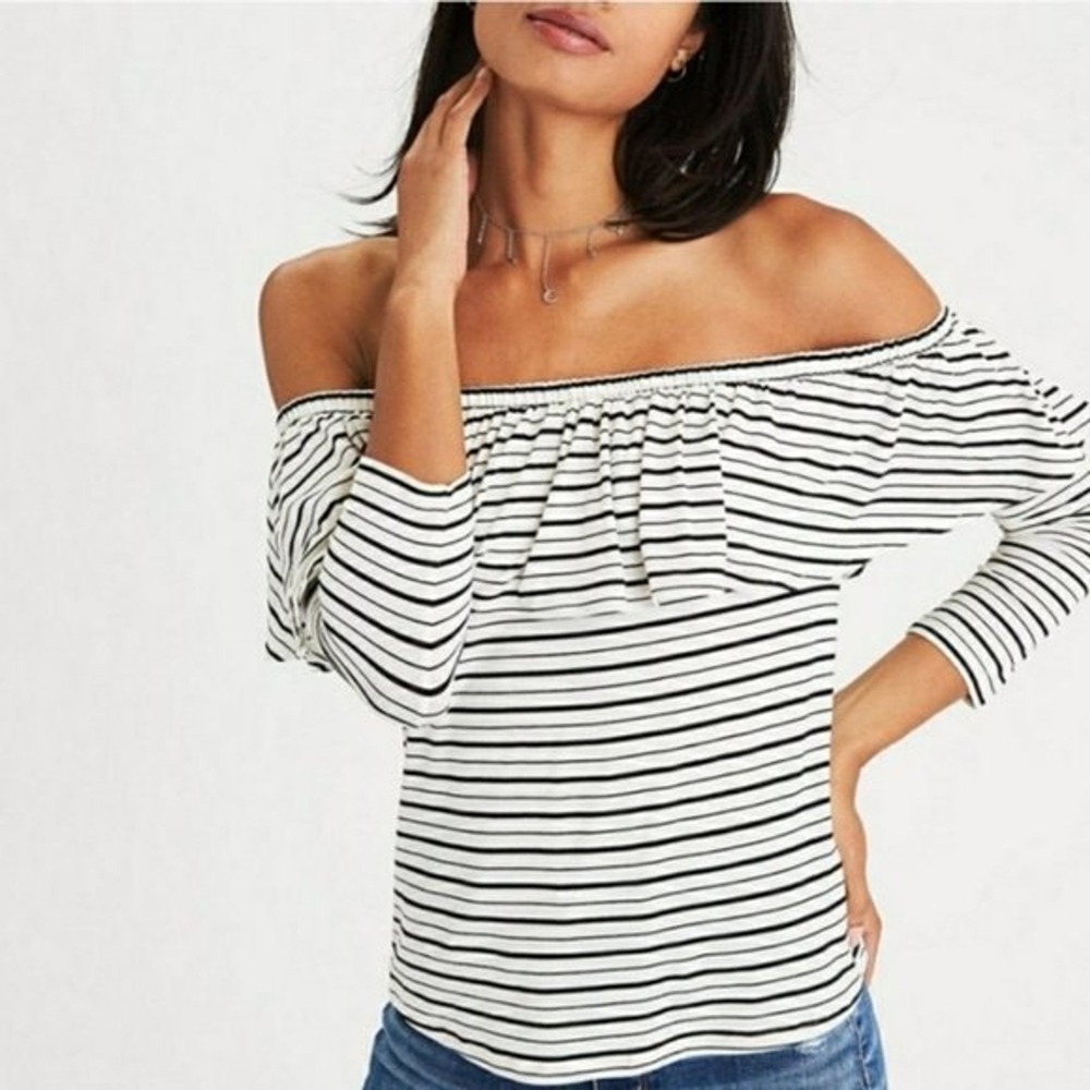 American Eagle Outfitters Striped Off The‎ Shoulder Ruffle Top M